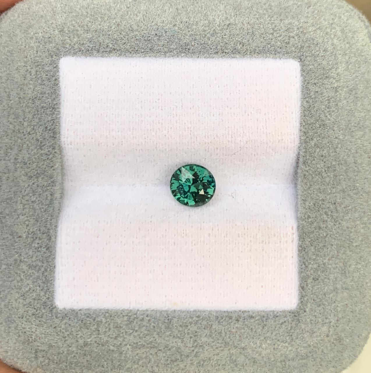 saphir-teal-ovale-1-02-ct-photo-1