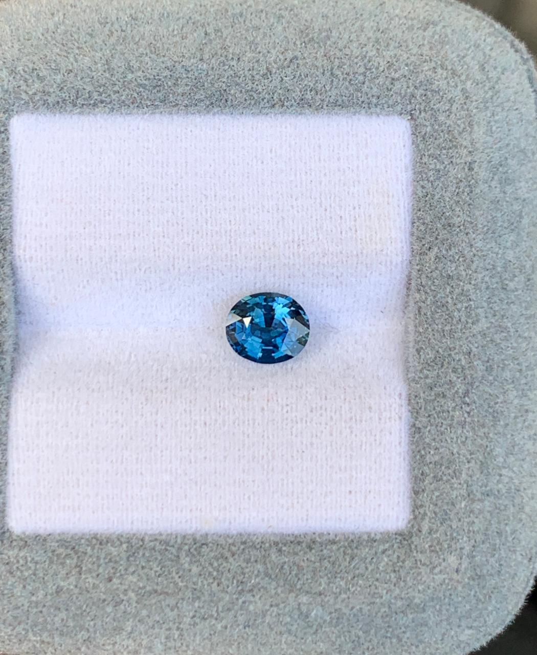 saphir-teal-ovale-1-08ct-photo-2