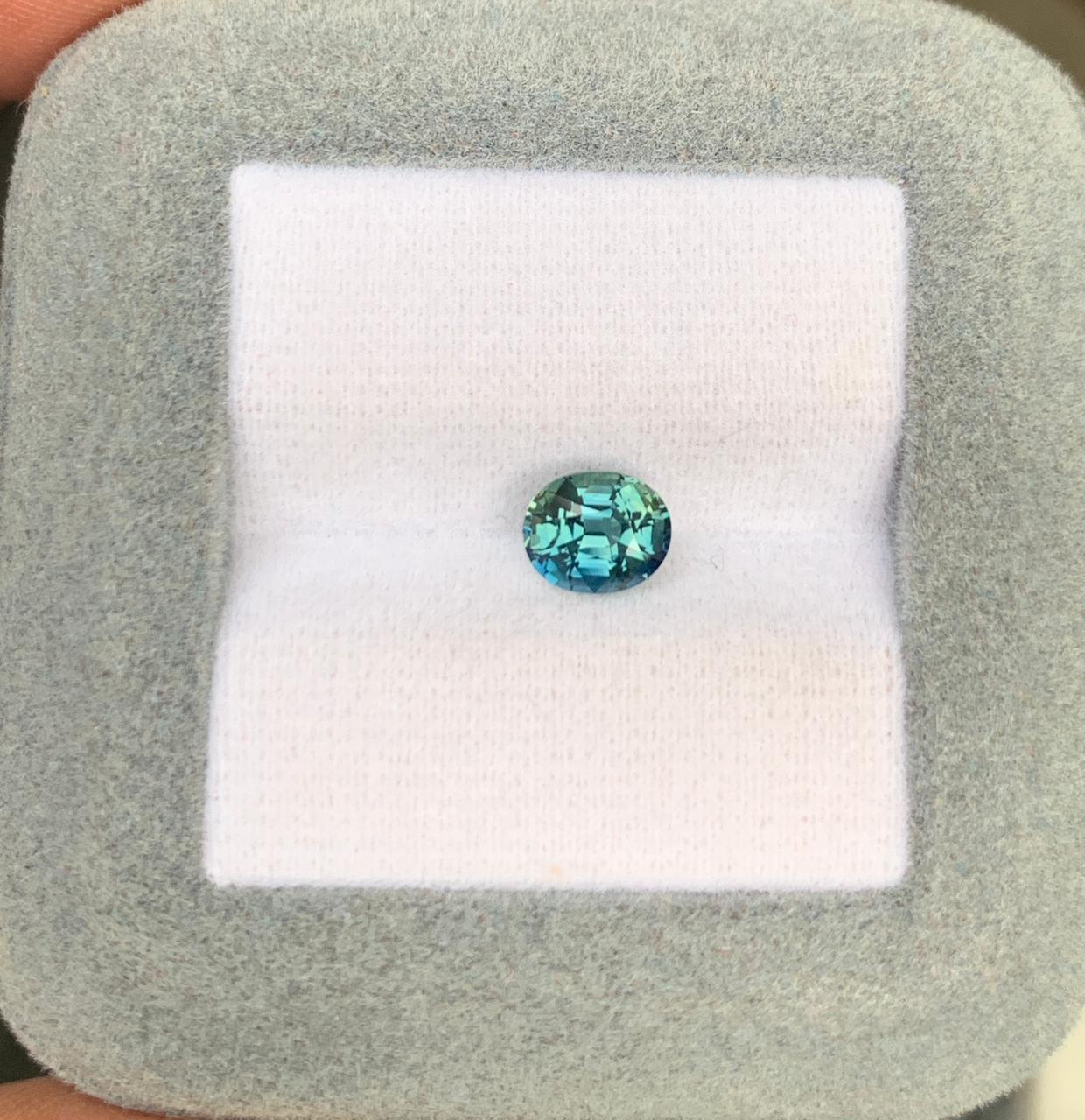 saphir-teal-ovale-1-28-ct-photo-1-2