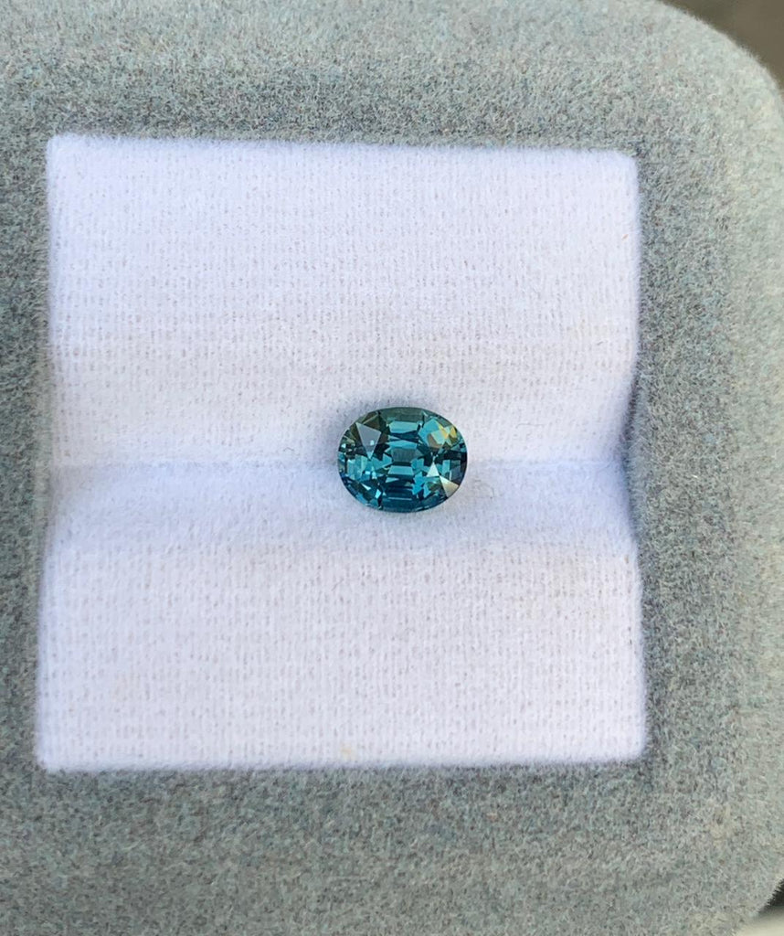 saphir-teal-ovale-1-28-ct-photo-1