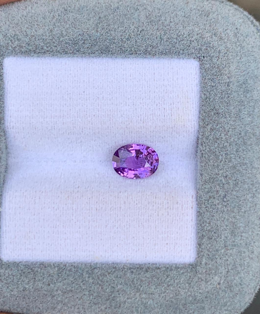 saphir-violet-ovale-1-11ct-3-photo-2