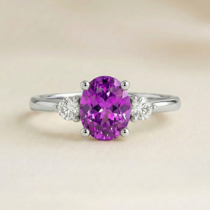 Ring Sapphire violet Neutral - detail view | Jewellery Bonnot Paris