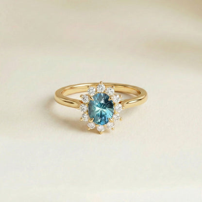 Bague Saphir Teal Florale • bijou porté • bijou de luxe • bijou de luxe | Bonnot Paris