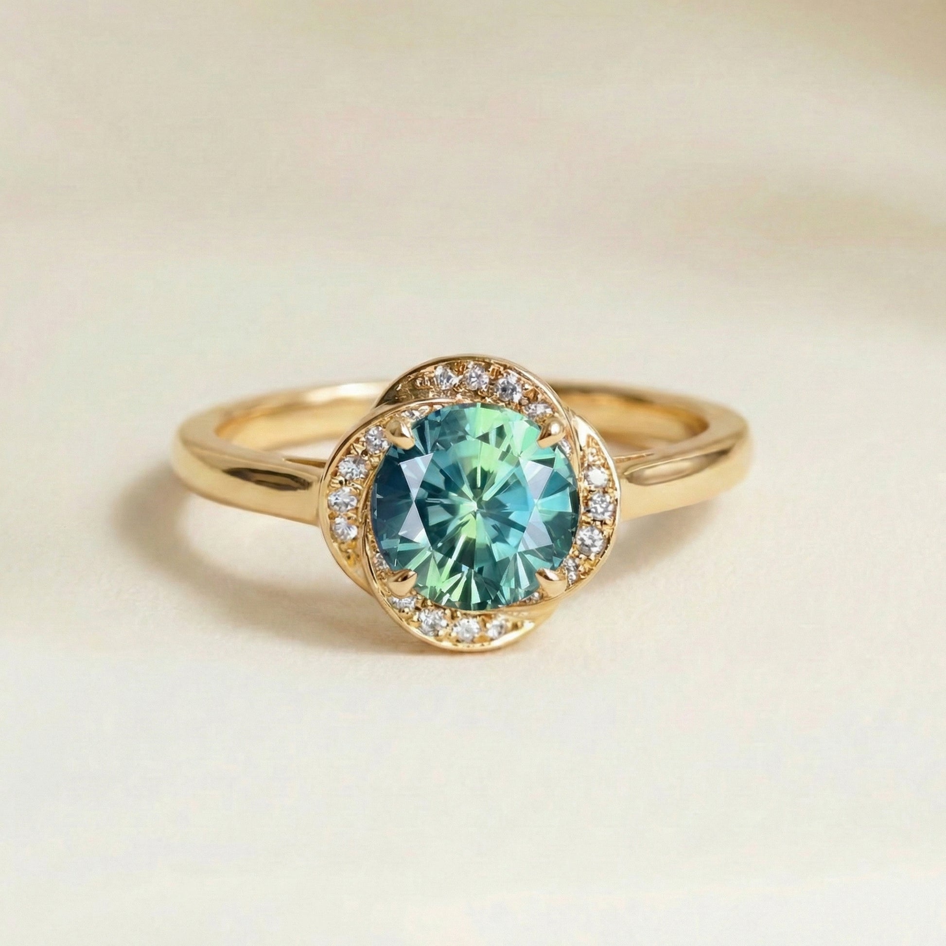 Ring Sapphire Teal Neutral - main view | Jewellery Bonnot Paris